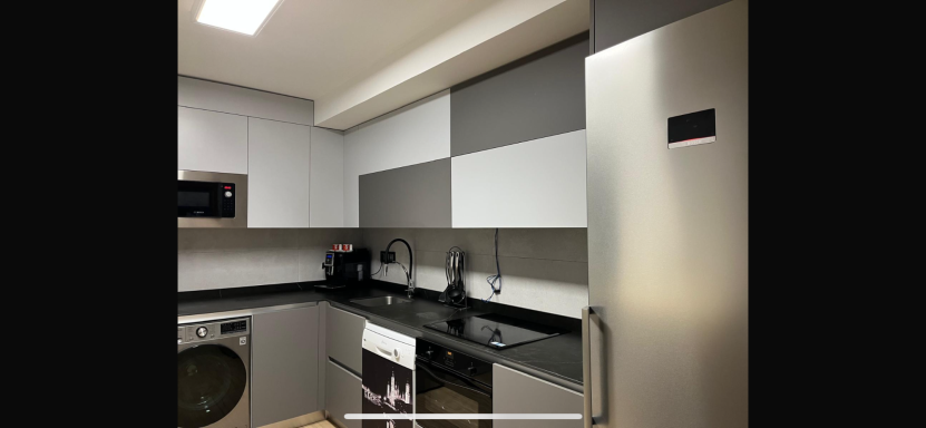 COCINA PUERTAS TIPO AJEDREZ